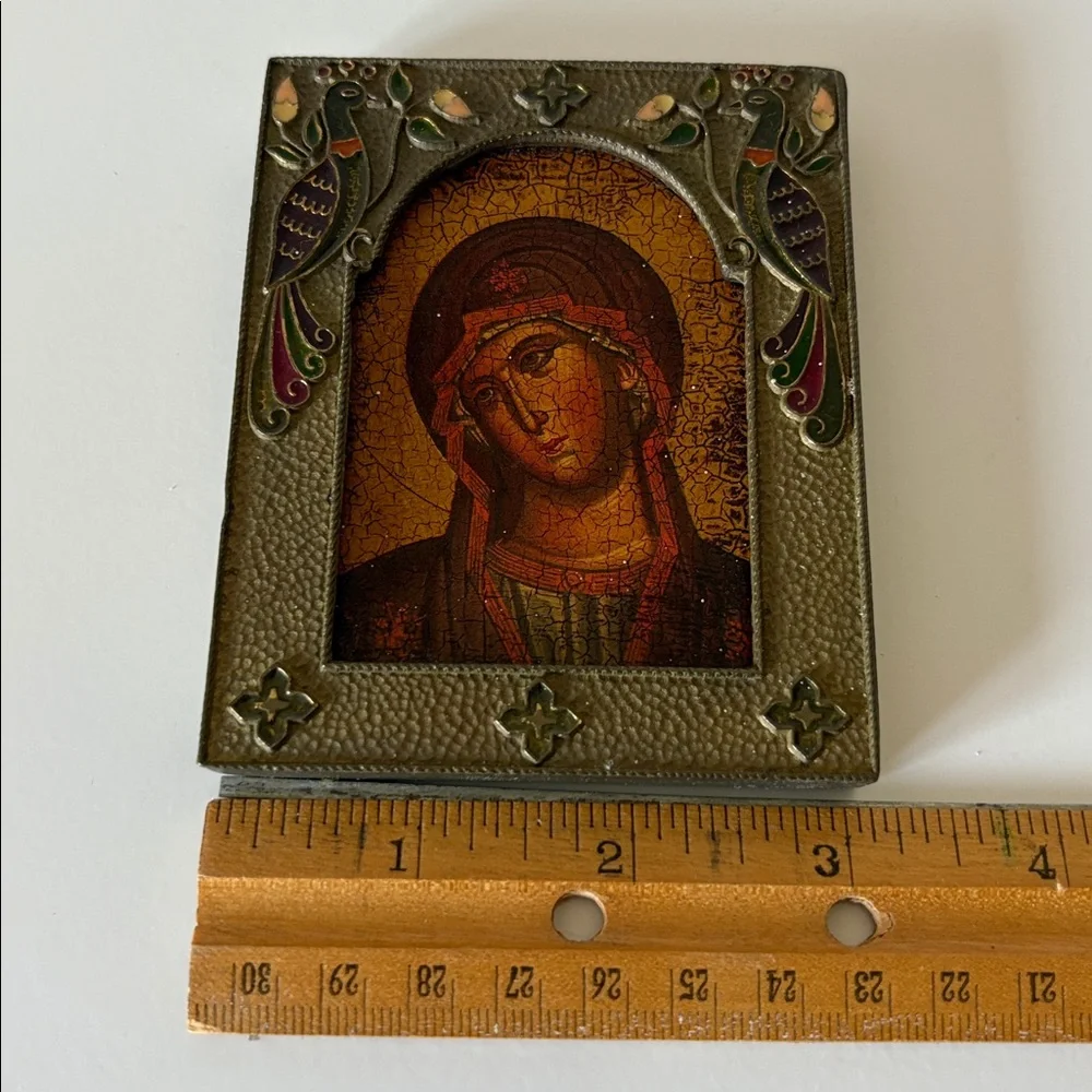 Icon of the Virgin Mary, Mother of God in Metal Cloisonné Peacock Enamel Frame - Picture 3 of 8